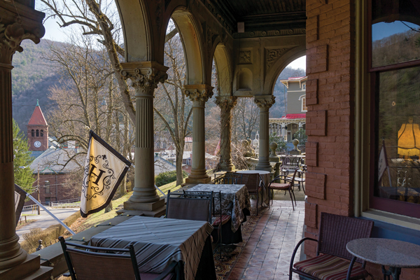 jim thorpe restaurants with a view