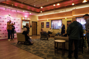 Dutch Apple Dinner Theatre: Dinner And a Show - Lancaster County Magazine